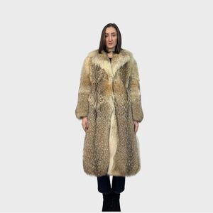 Women's Vintage Coyote Fur Coat